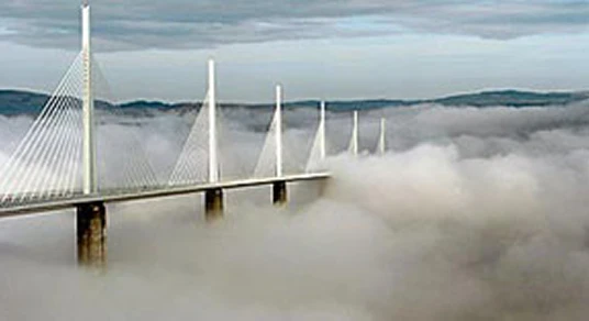 Millau（ミヨー）橋（撮影：2004年5月）