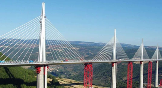 Millau（ミヨー）橋（撮影：2004年5月）